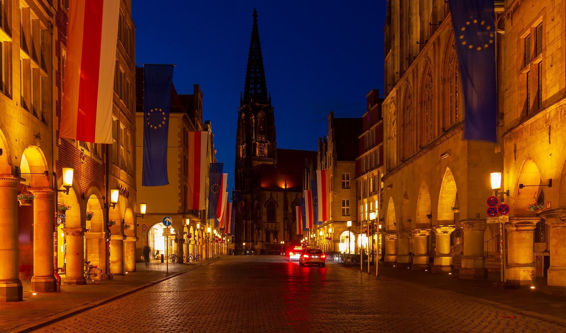 Münster zu Blaue Stunde