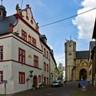 Münstermaifeld, Altes Rathaus und die Stiftskirche St.Martin und St. Severus