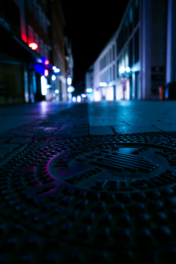 Münsters Einkaufsstraße bei Nacht