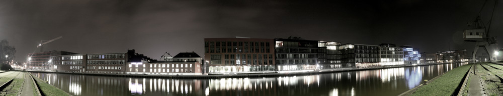 Münsters Hafenpanorama bei Nacht