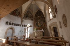 Münstertal: Innenraum der St. Nikolaus-Kirche in Taufers i. M.