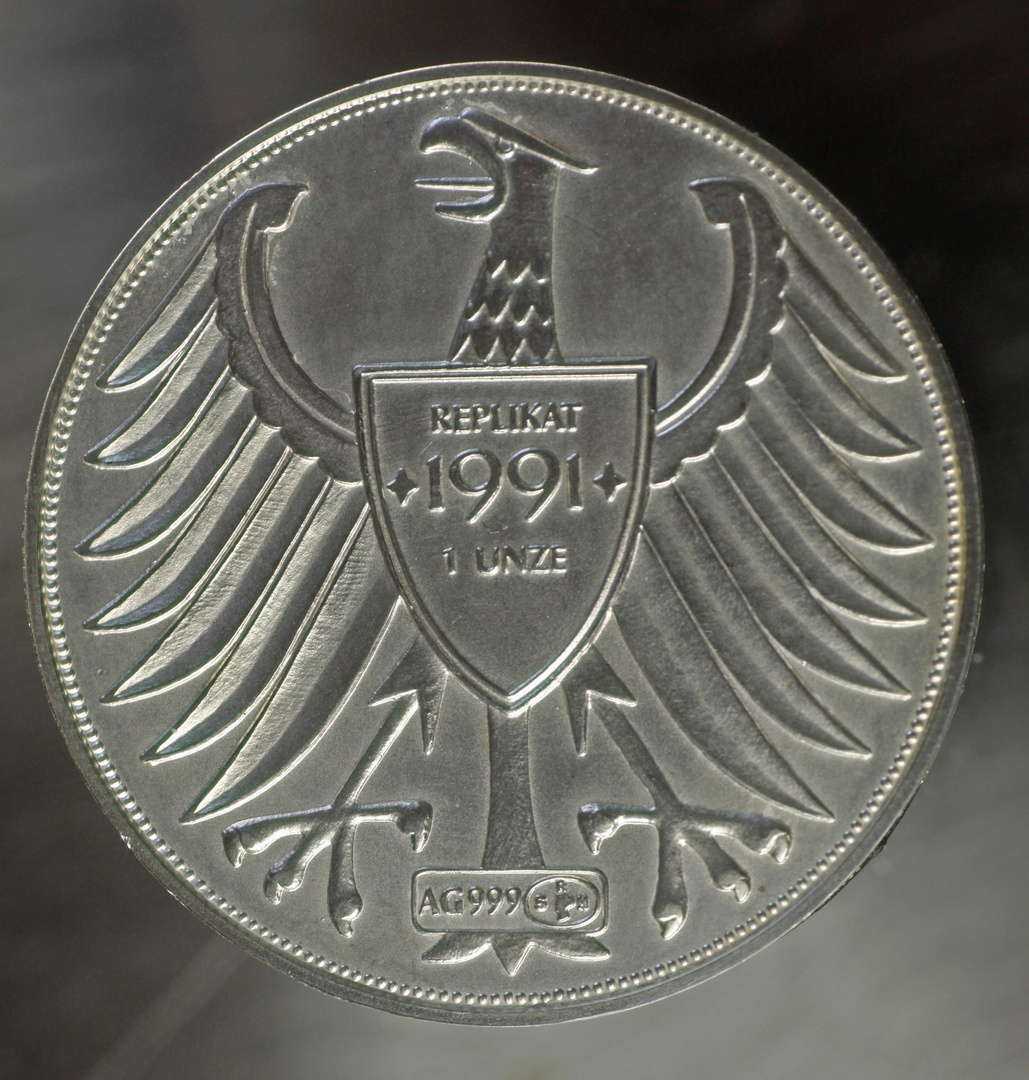 Münze in Silber ( Rückseite )