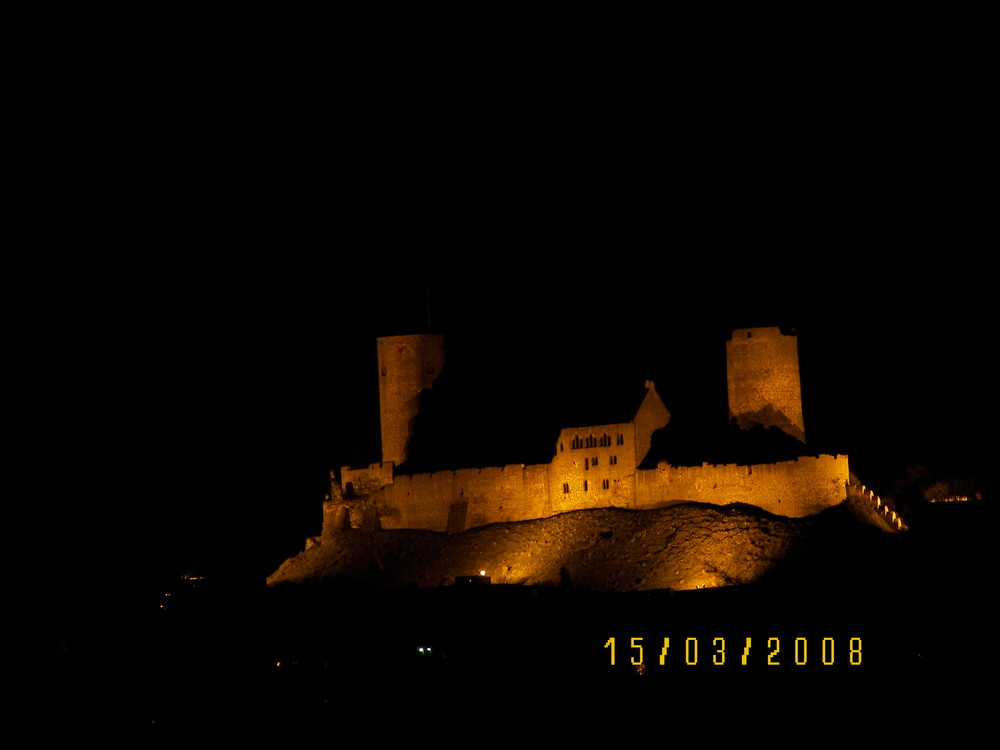 Münzenberg at Night