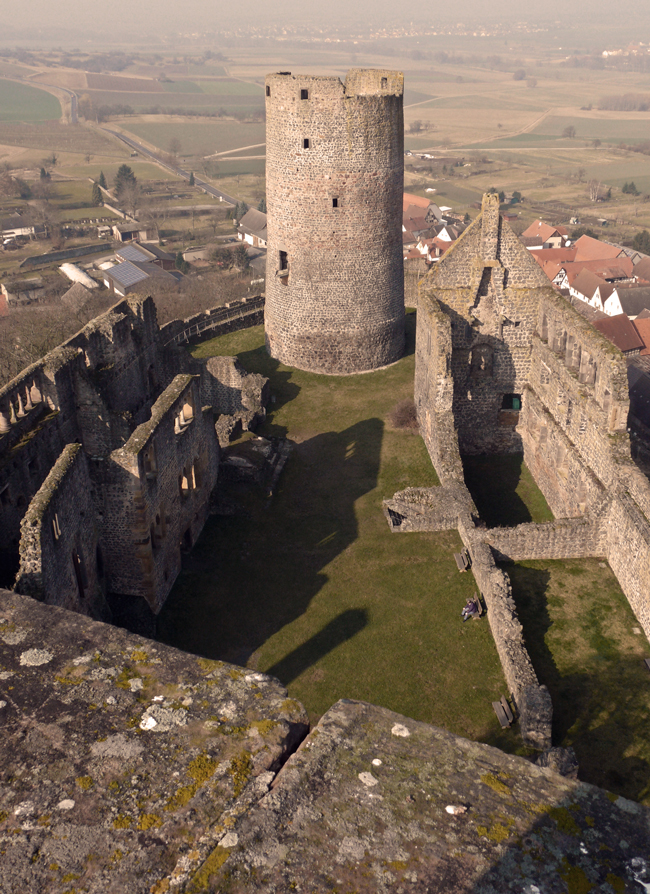 Muenzenburg vom grossen Bergfried