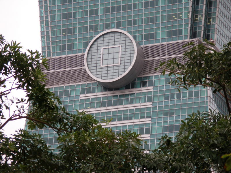 Muenzsymbol am Taipei101 in Taiwan