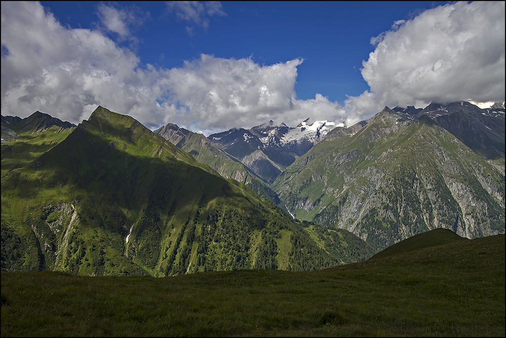 Muhs Panoramaweg mit Blick ins Umbaltal und -kees