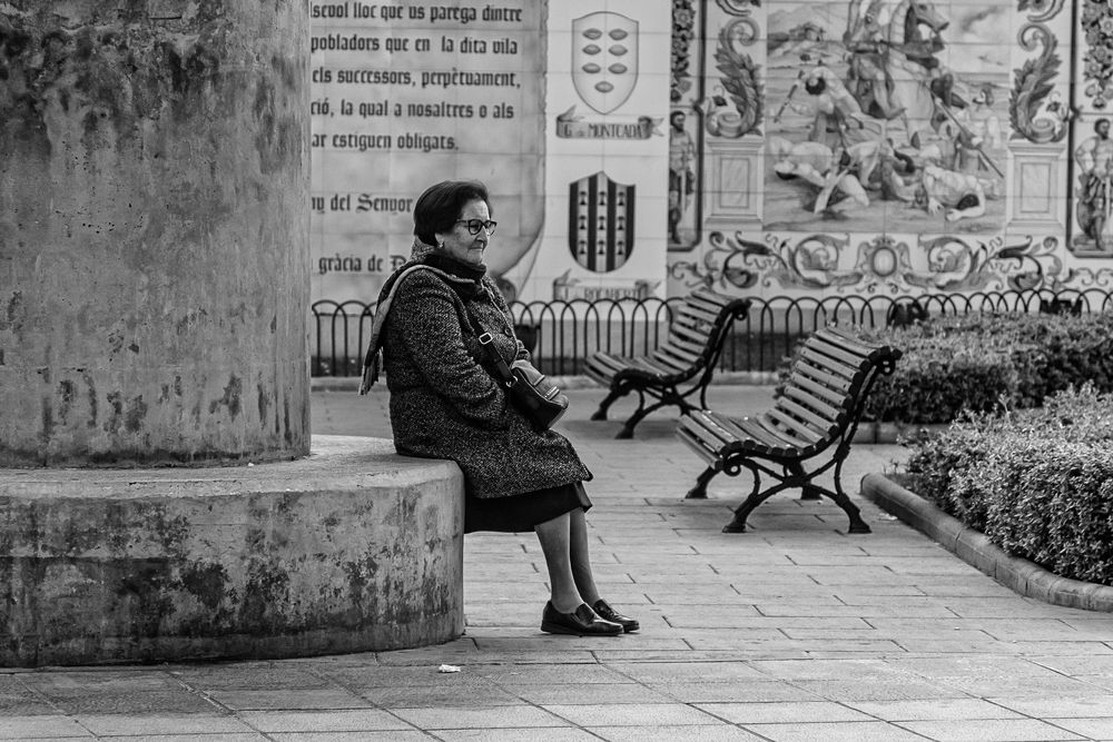  MUJER EN INVIERNO 