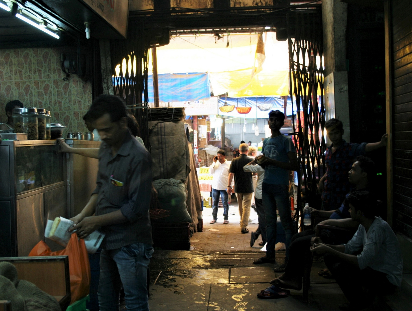 MUMBAI - STREET  ( 9 )