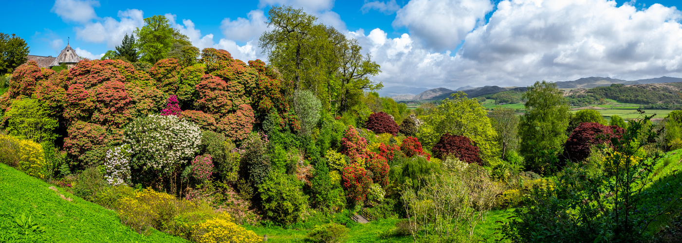 " Muncaster Gardens"