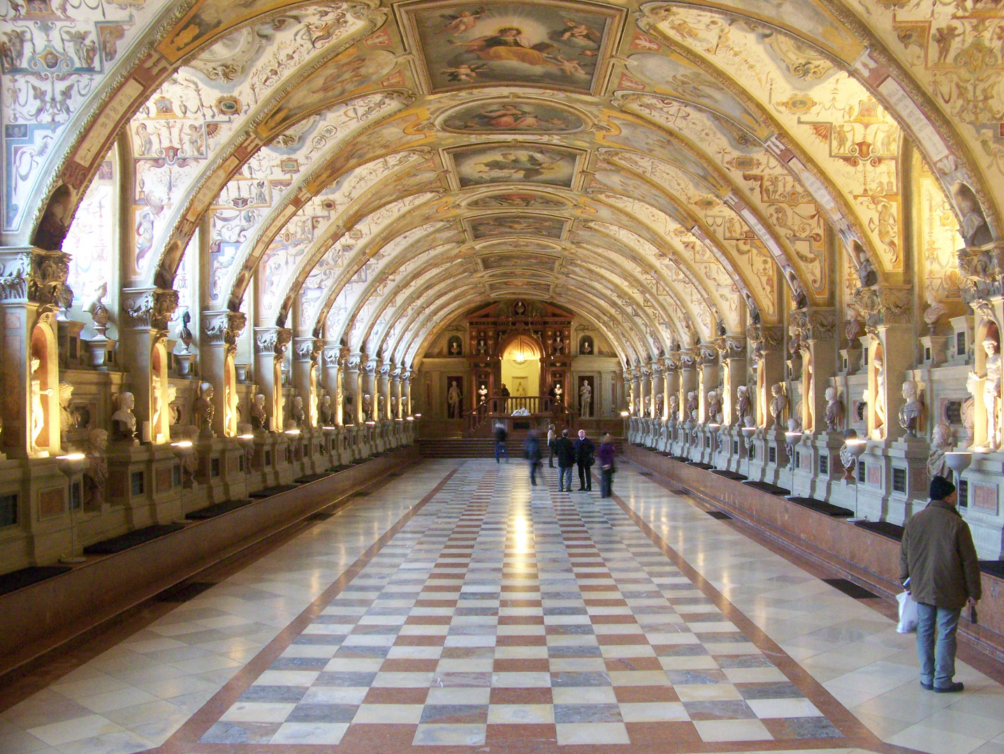 Munchen - Residenz