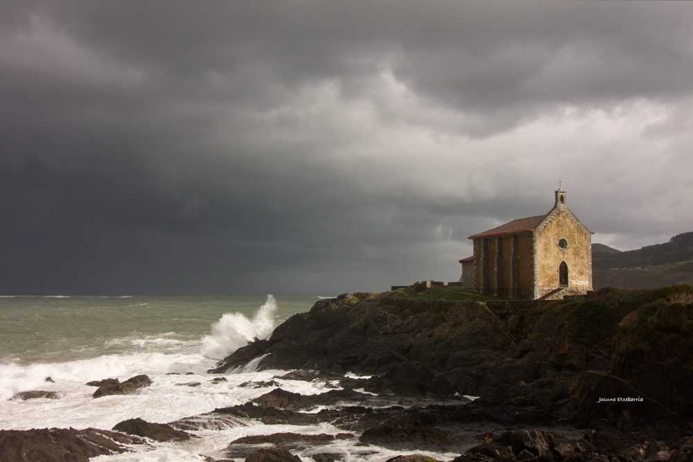 Mundaka gaur (Xabier eta emaztearentzat)