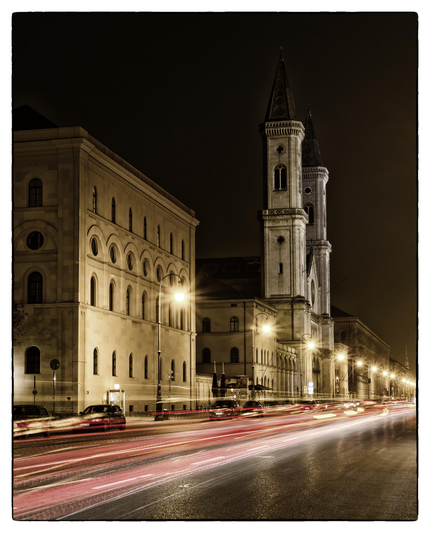 Munich by night - Ludwigstrasse