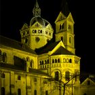 Munsterkerk in Roermond bei Nacht