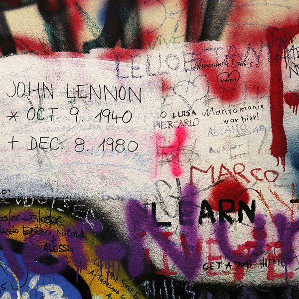 mur 2 - Lennon