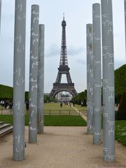 Mur de la Paix - Mauer für den Frieden - Eiffelturm