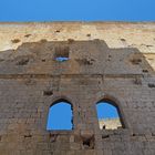 Mur en ruine du Château de Larressingle