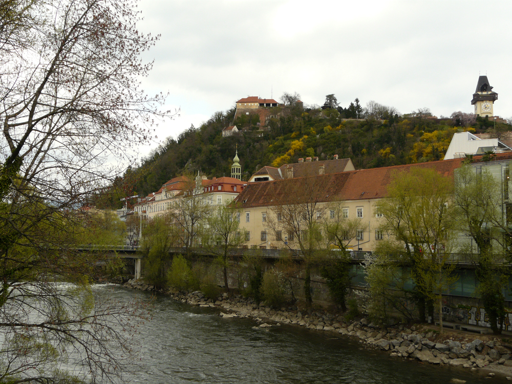 Mur vor Schloßberg