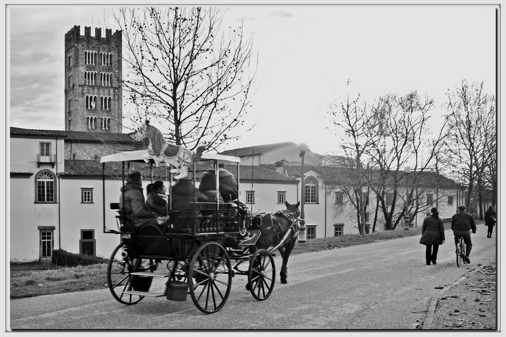 mura di lucca nel 900....