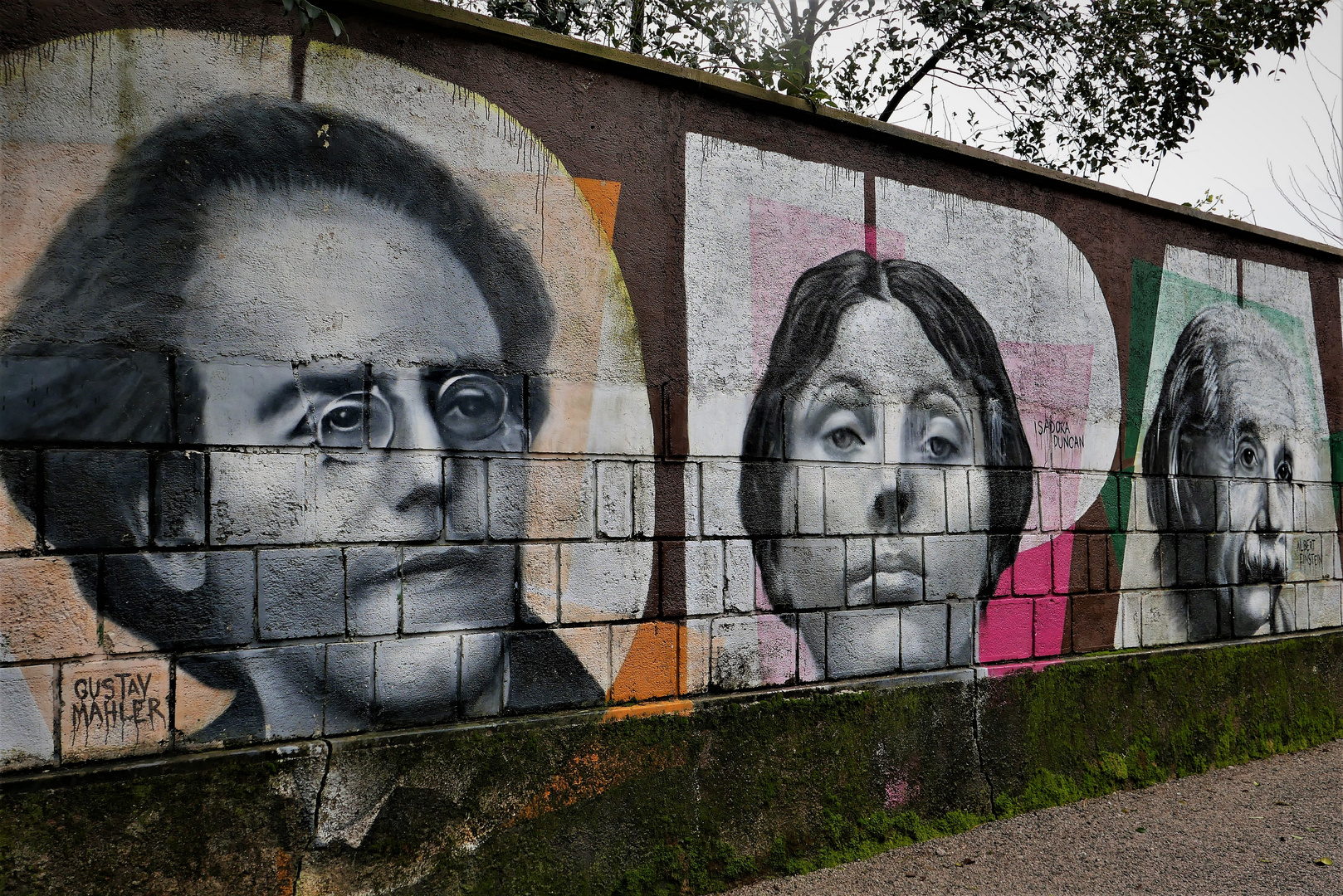 Mural at Angiolina Park