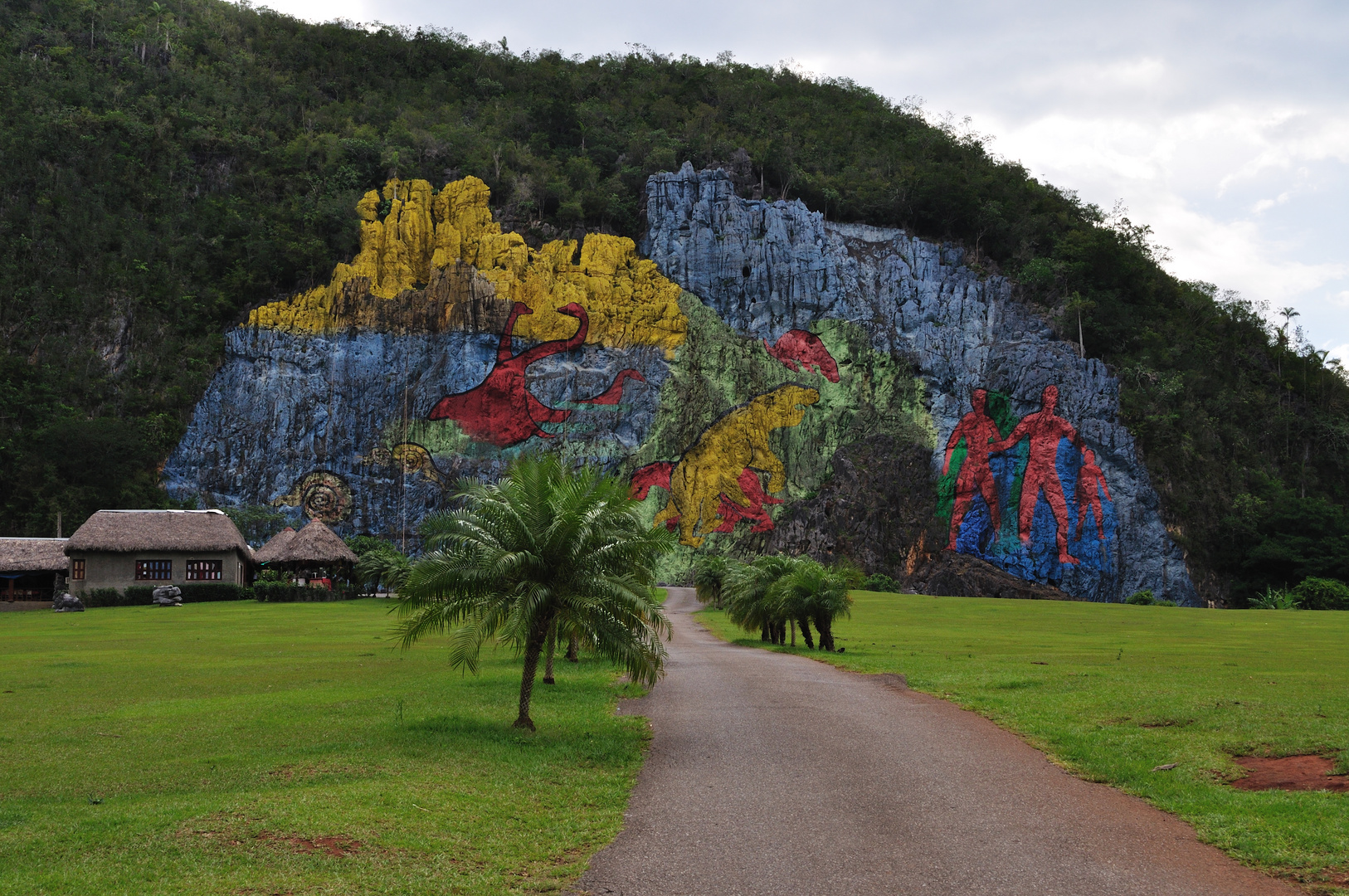 Mural de la Prehistoria