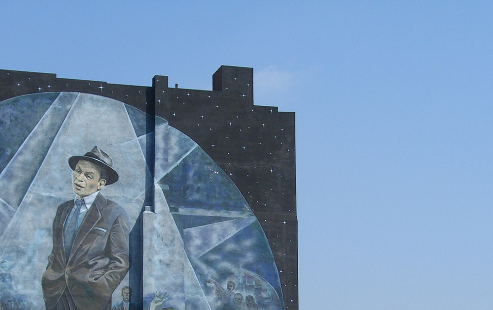 Mural "Frank Sinatra" in Philadelphia, cropped