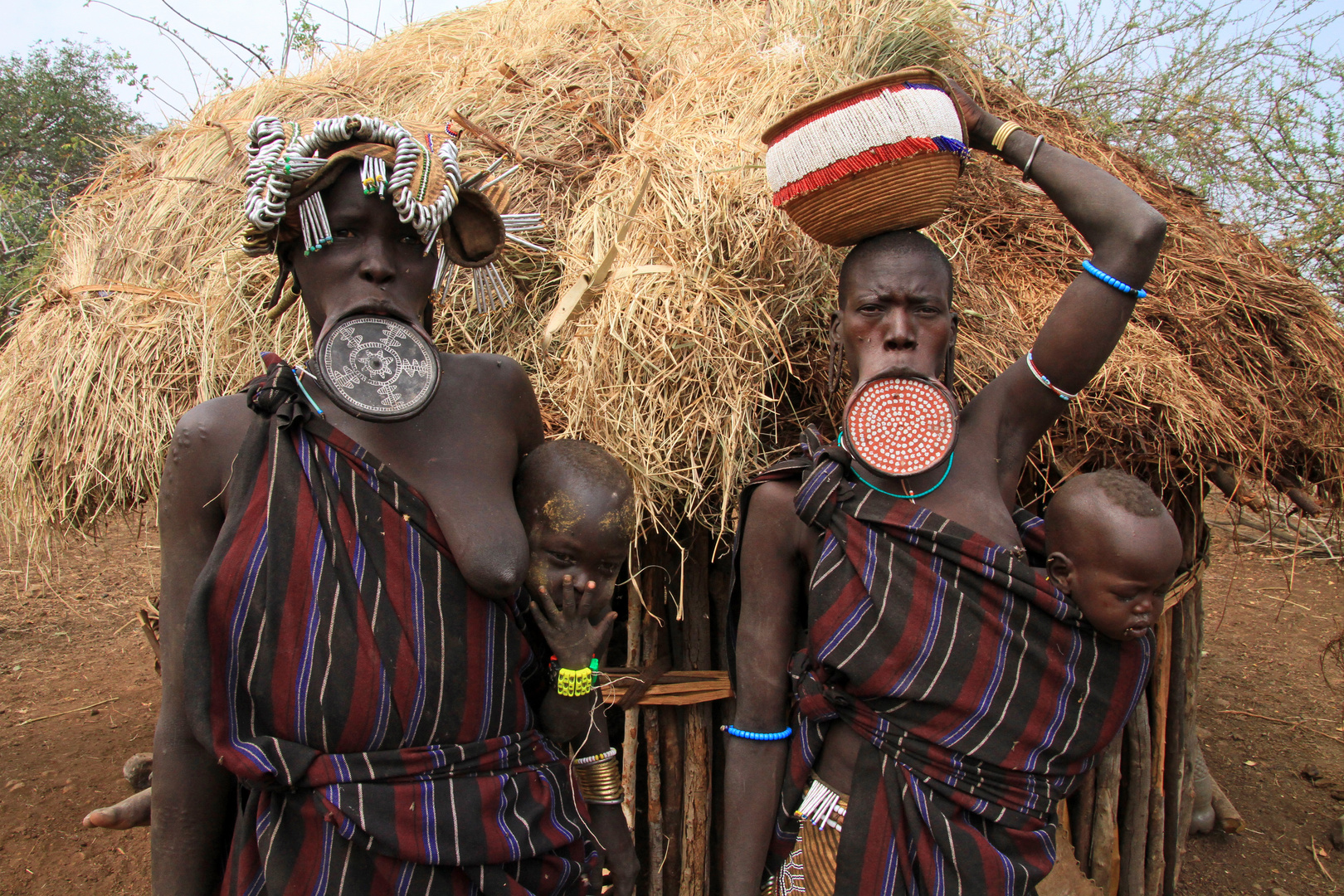 Mursi-Frauen, Omo-Tal, Äthiopien