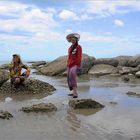Muschelsammlerinnen am Strand von Hua Hin