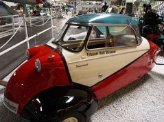 Musée de l’automobile et technologique de Sinsheim  --  Auto- und Technikmuseum Sinsheim 