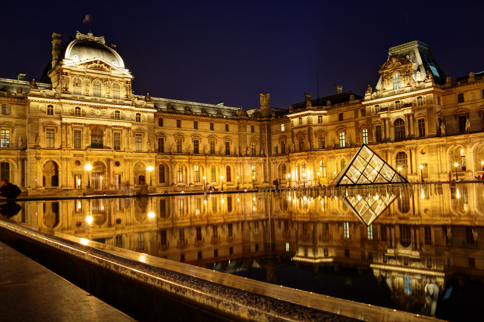 Musée du Louvre HDR