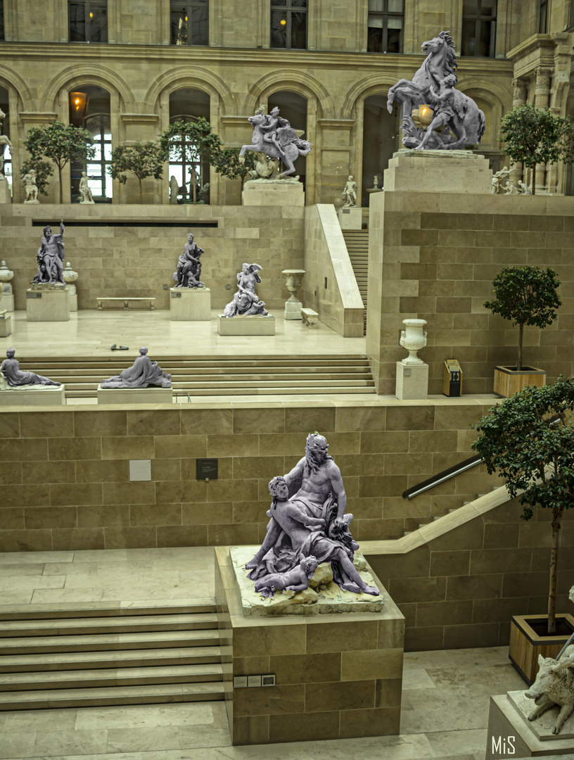 Museo del Louvre II