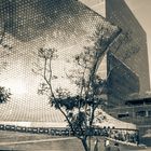 Museo Soumaya b/w