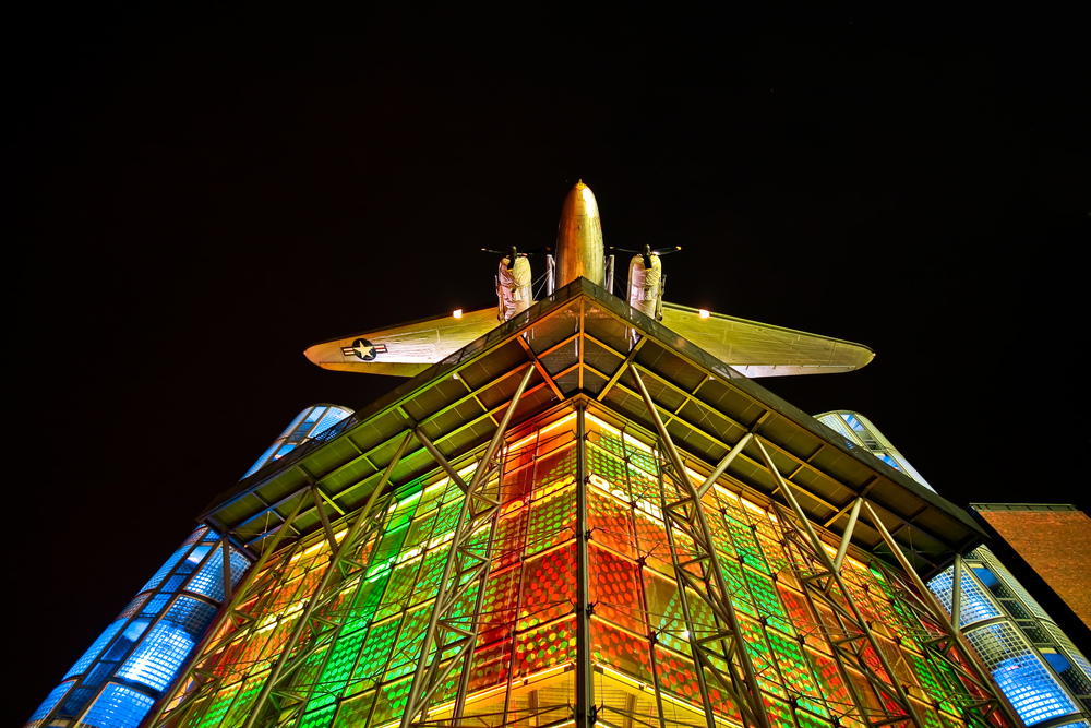 Museum für Verkehr und Technik bei Nacht 2008