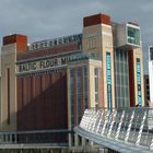 Museum in Gateshead/Newcastle mit Millenium Bridge