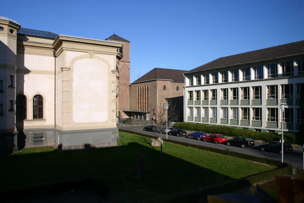 Museum, Kirche und Schule in Düren