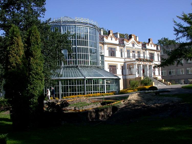 Museum mit botanischem Wintergarten in Kretinga