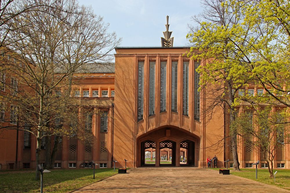 Museum mit Durchblick