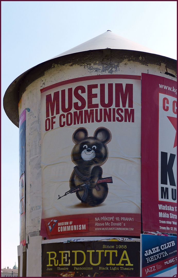 Museum of Communism - Above McDonald´s