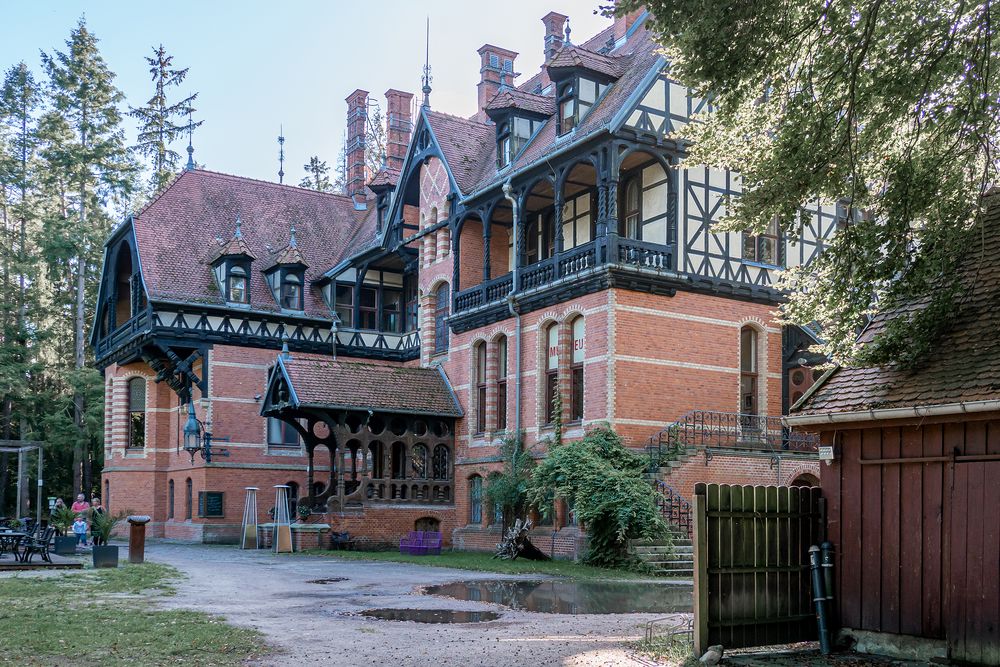 Museum und Jagdschloss Gelbensande