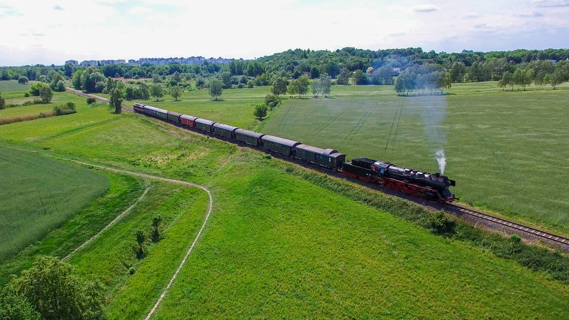 Museumsbahn auf dem Weg nach Basdorf