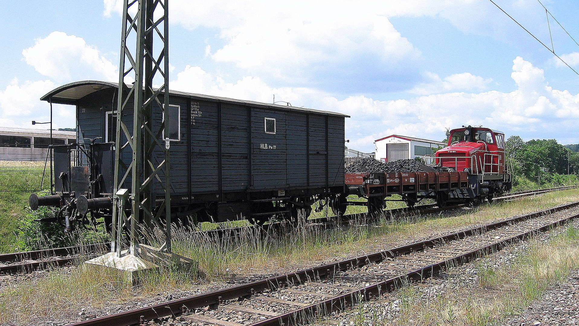 Museumsgüterzug mit V 50 im Bf Amstetten 1.7.2006