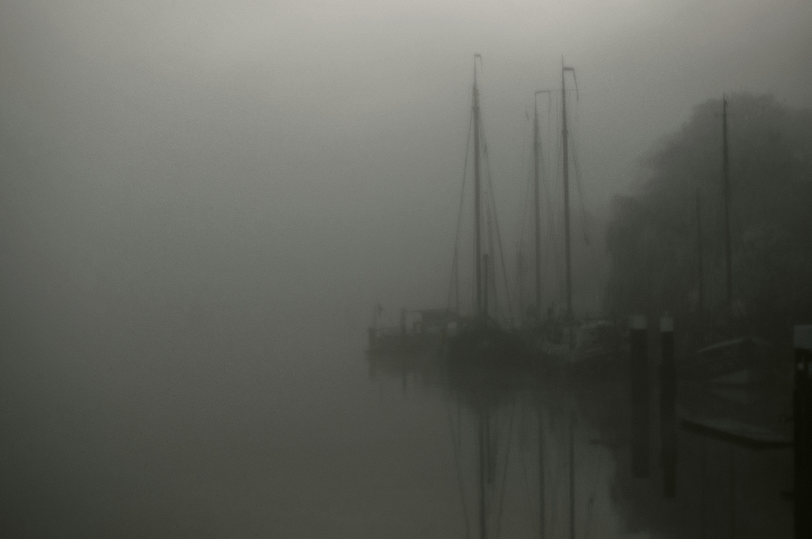 Museumshafen im Nebel