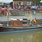 Museumshafen Leer: ein sehr kleiner Schlepper ... oder etwa ein Modell 1:3 ?