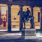 Museumsinsel Berlin - Kolonnadenhof bei Nacht