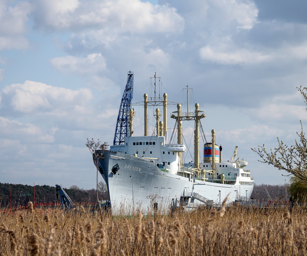 Museumsschiff DRESDEN in Rostock-Schmarl