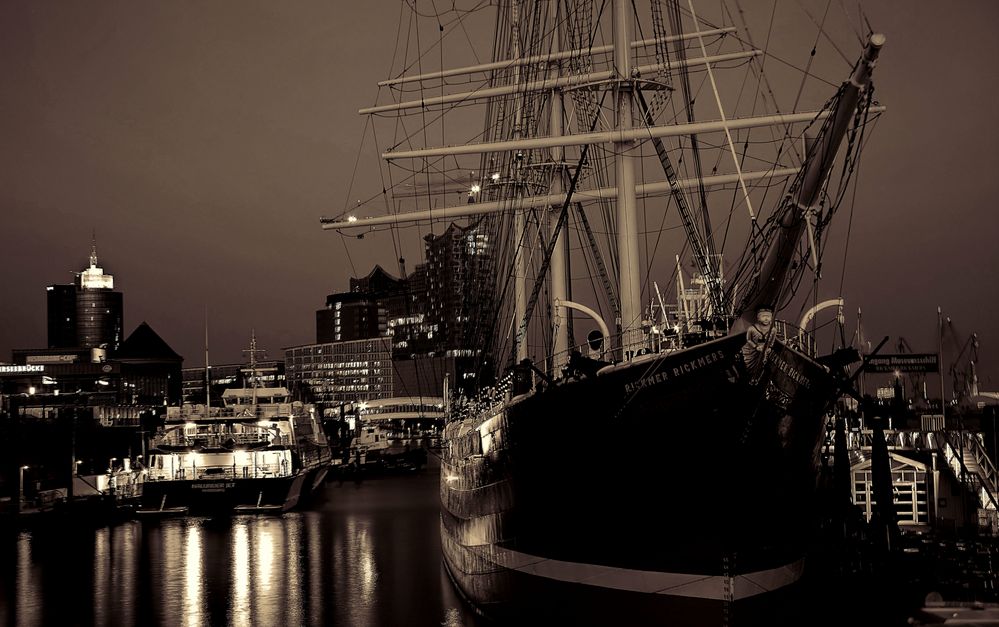 Museumsschiff Rickmer Rickmers im Hamburger Hafen