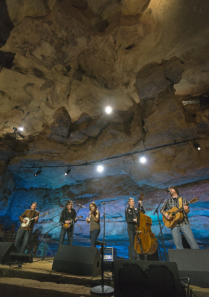 Music: Bluegrass Underground - The Steeldrivers