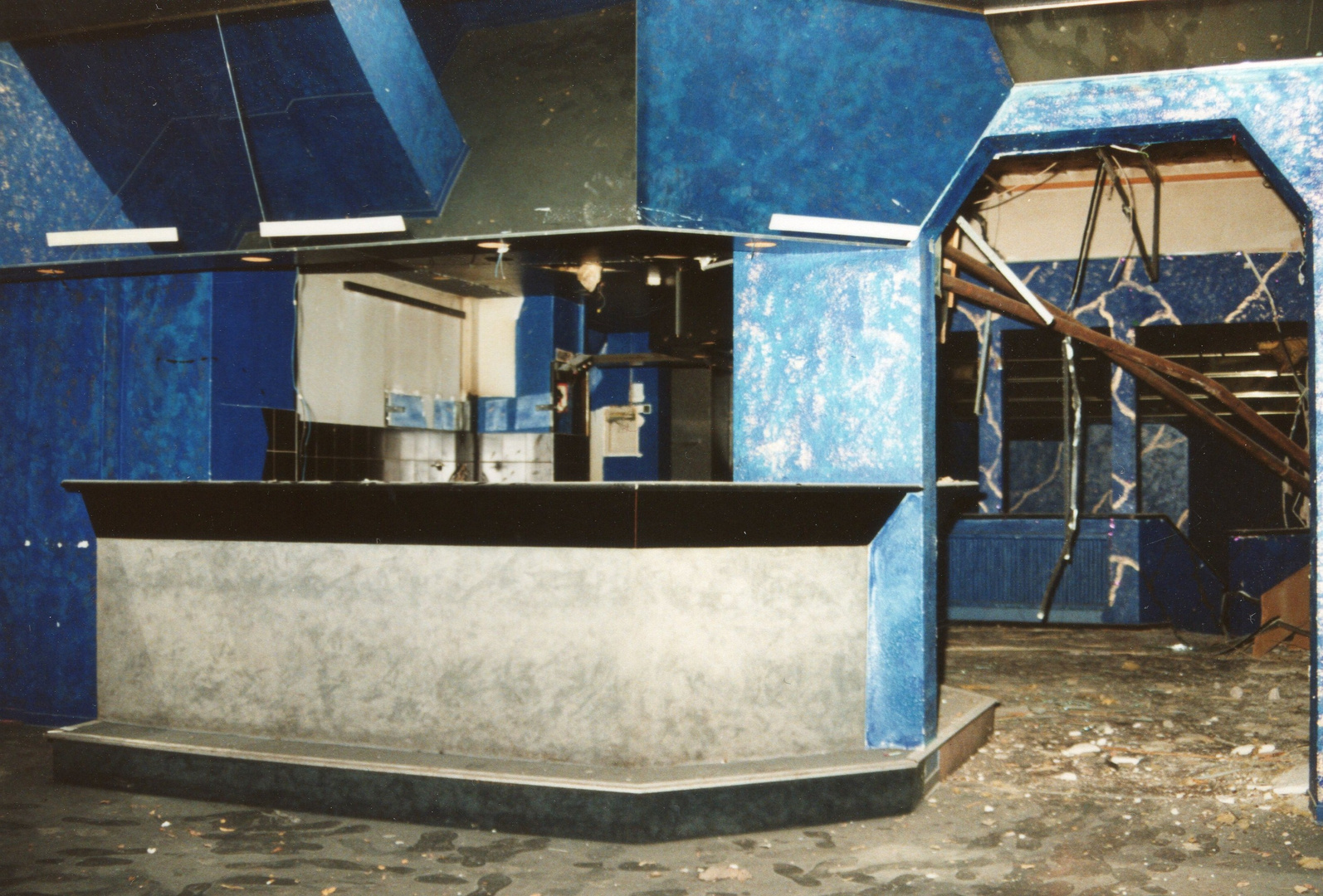 Music - Hall Franfurt 1994  Blue Lounge Bar / Restaurant  Marc Spoon