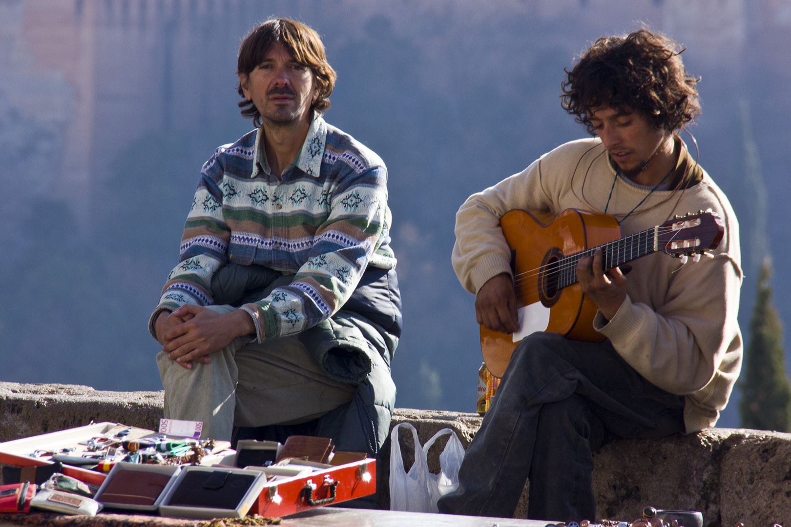 Música y abalorios para el turista.