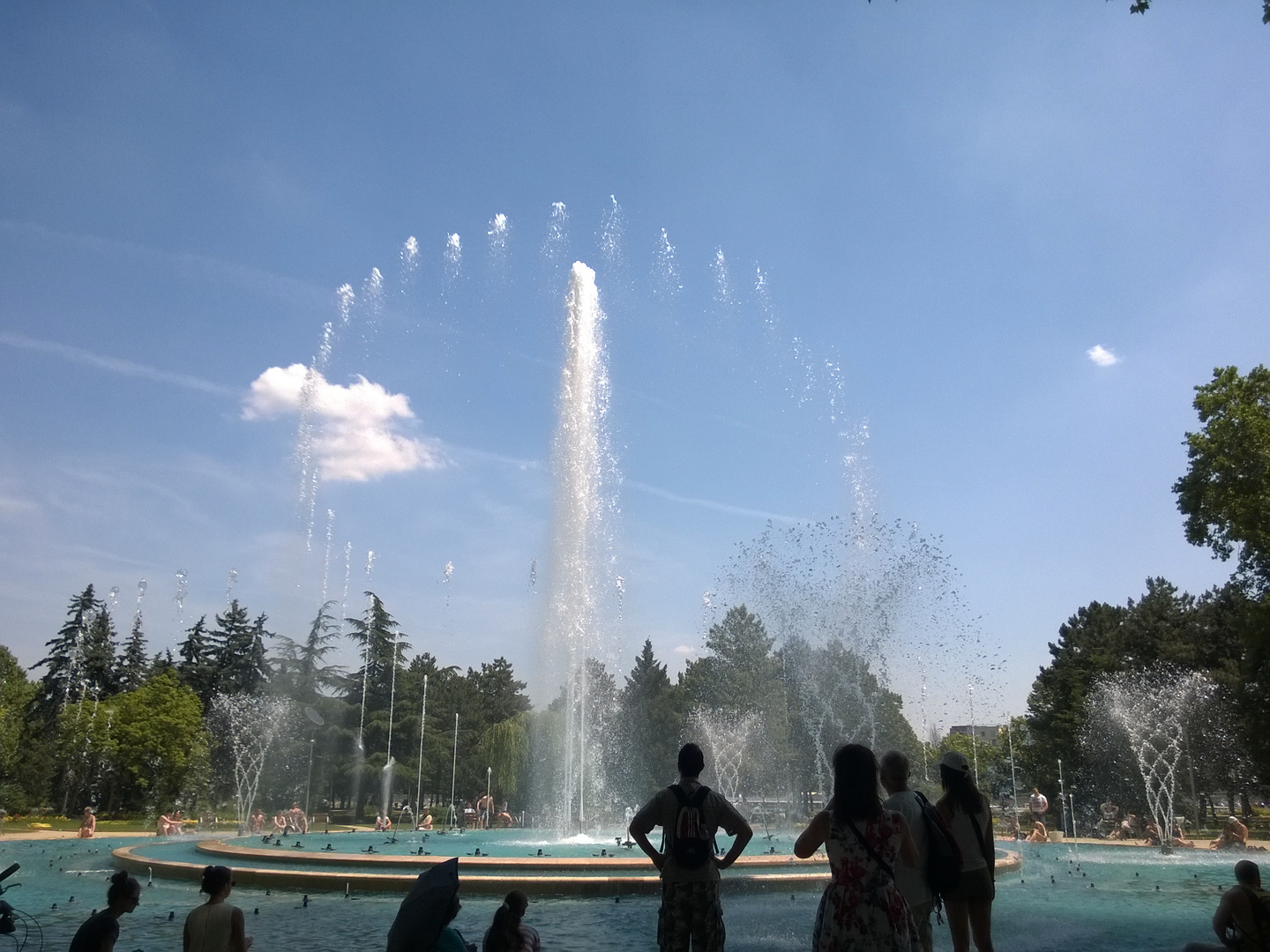 MUSICAL FOUNTAINS OF MARGARET ISLAND