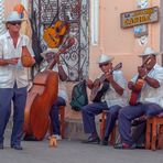 Musicans in a sideway in Santiago de Cuba